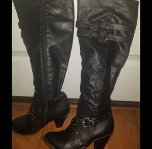 Super cute tight fitting knee high boots